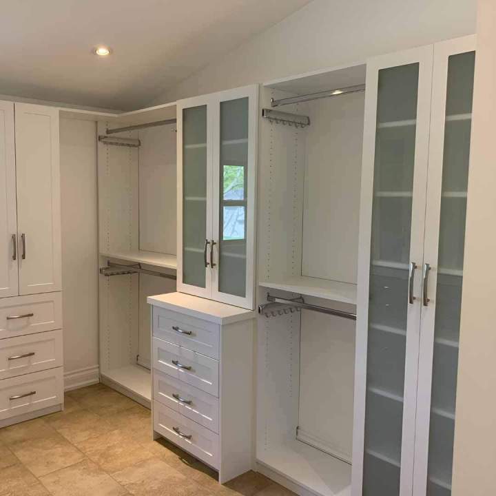 Walk-in Closets Mississauga